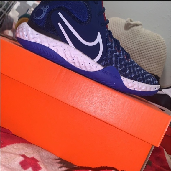KD TREY VIII Hoop Shoes! main image 4